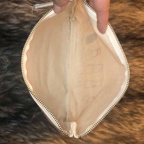 Makeup bag - Picture 3 of 3